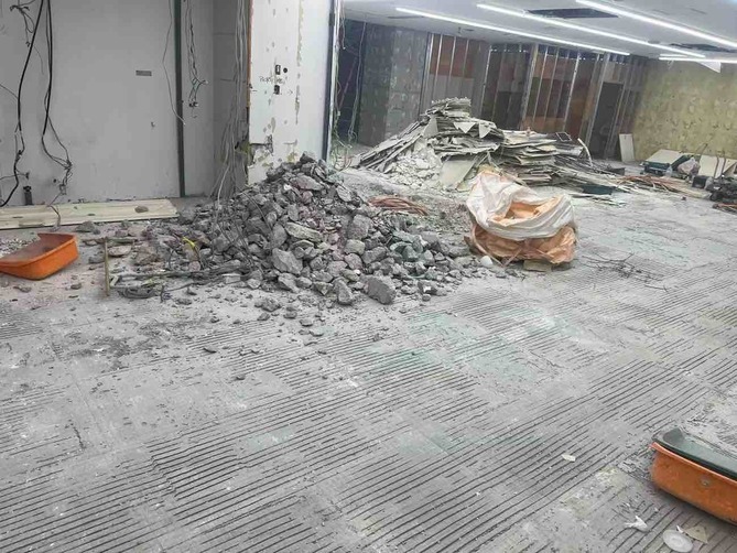 2026/02/17の解体状況：床斫り