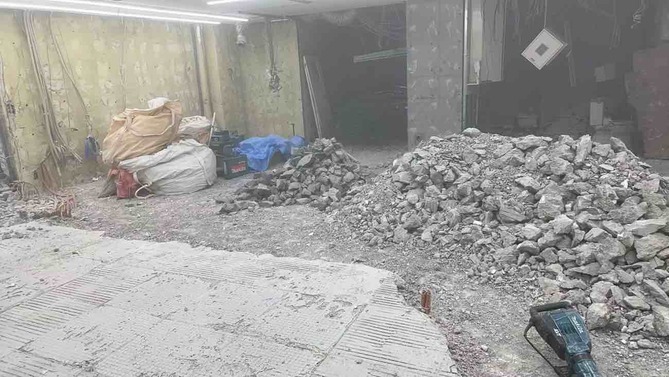 2026/02/17の解体状況：床斫り