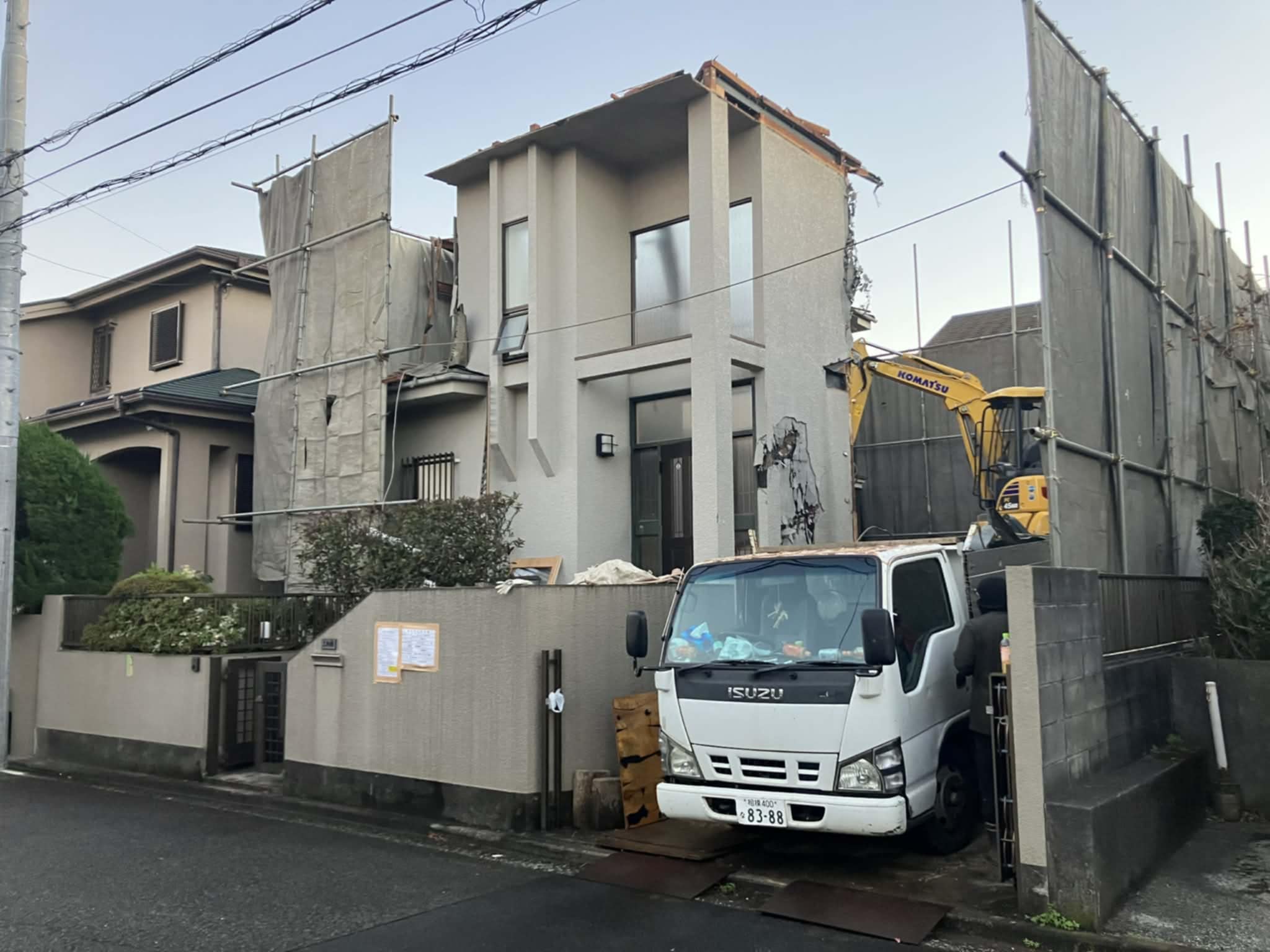 2026/01/15の解体状況：木くず搬出