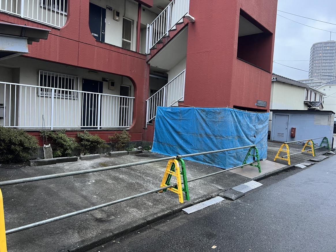 2025/12/22の解体状況：期間：10月1日〜10月5日　作業内容：安全対策措置